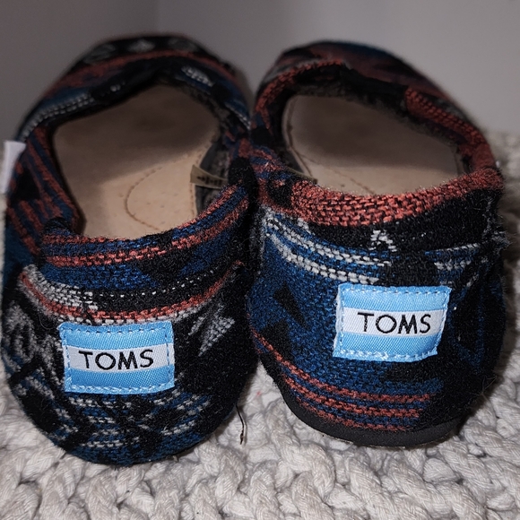 Toms Aztec Print Loafer Flat - Picture 4 of 6